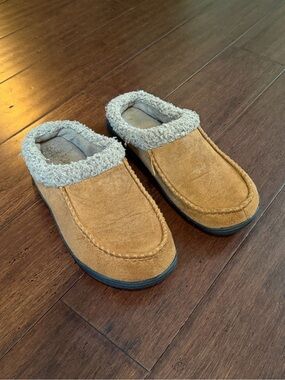 isotoner Tan Suede Clog Slippers with Gray Sherpa Trim